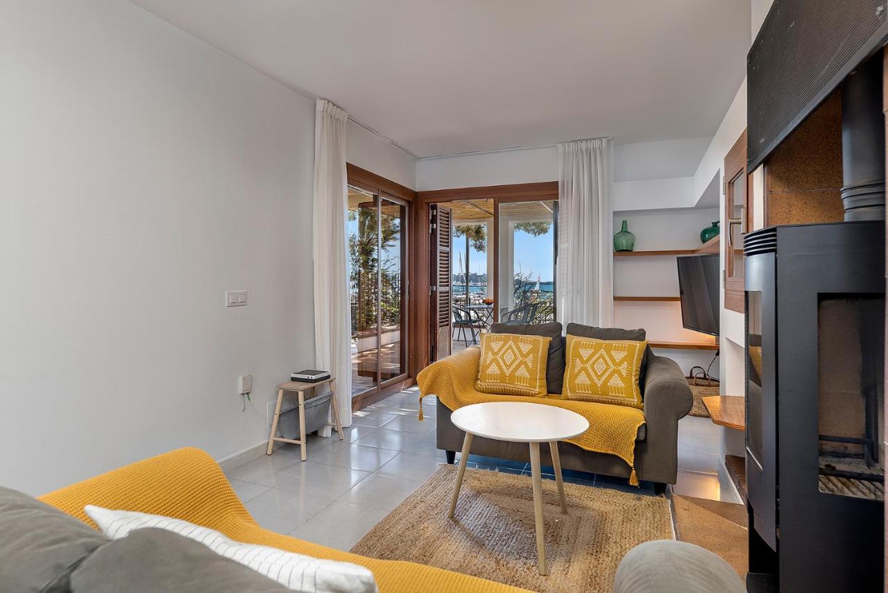 La Gola Apartment, First-Line Beachfront, Newly Refurbished Puerto Pollensa Exterior foto