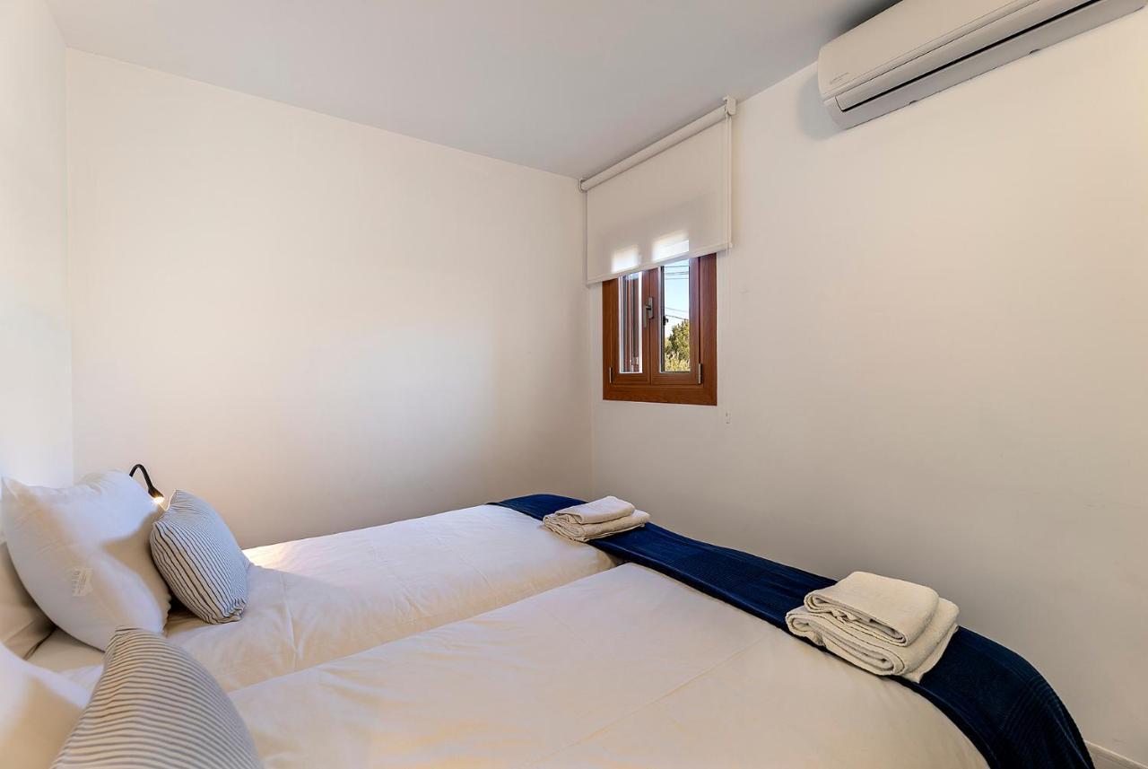 La Gola Apartment, First-Line Beachfront, Newly Refurbished Puerto Pollensa Exterior foto
